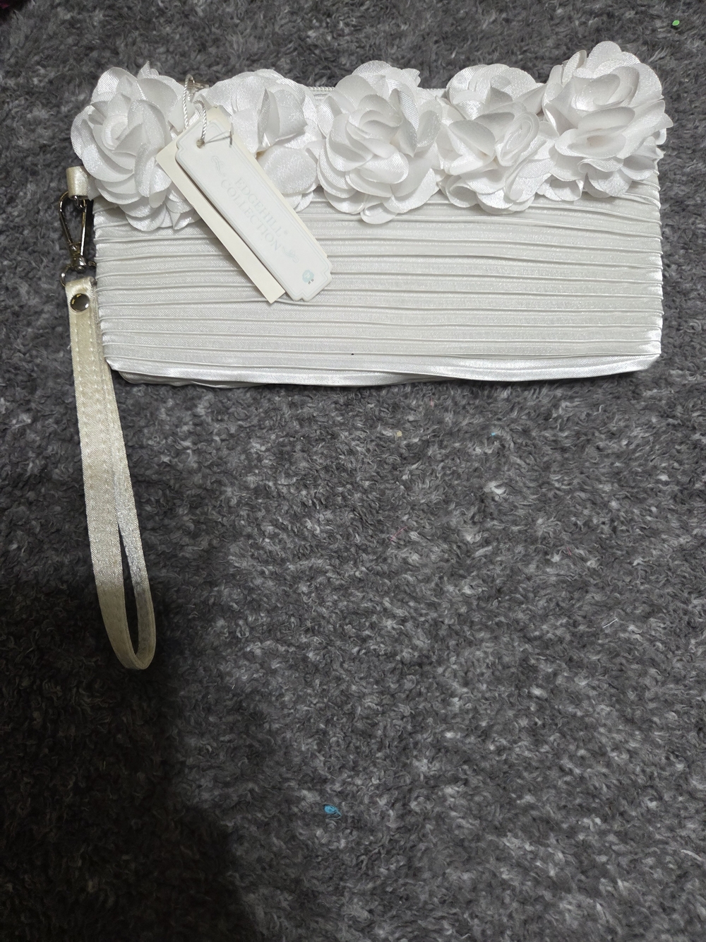 Edgehill Collection White Floral Wristlet Clutch